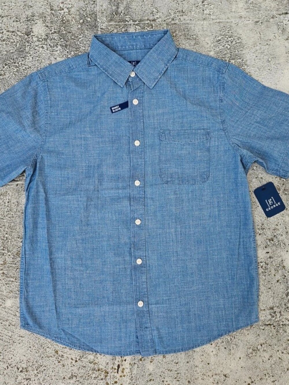 George Men Casual Shirt Short Sleeve Button Front Shirt Size M NWT